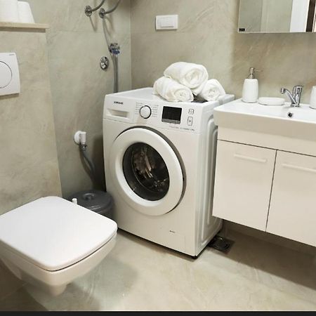 Studio Apartment, 5 Minutes To The Beach بار المظهر الخارجي الصورة