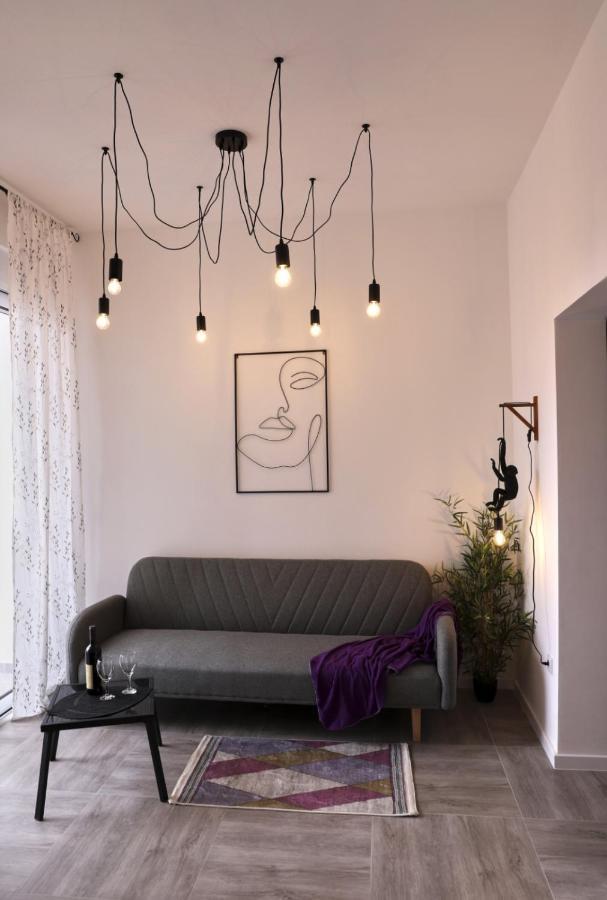 Studio Apartment, 5 Minutes To The Beach بار المظهر الخارجي الصورة